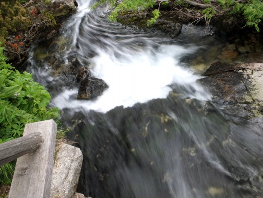 Testovací článek pro stylování článku. Toto bude dlouhý název, aby byl zalomen na více řádků